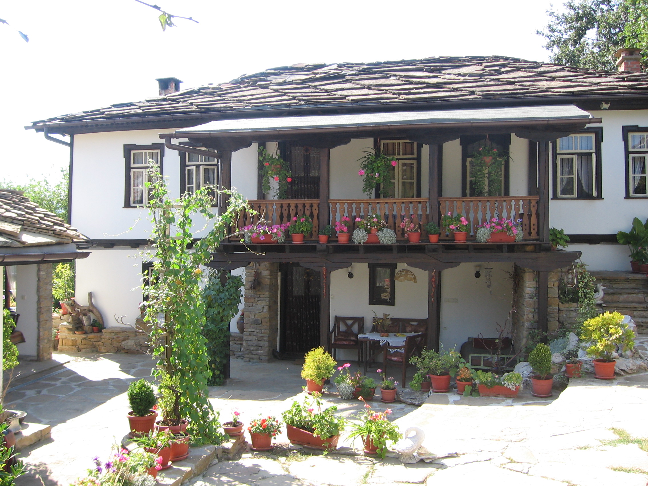 Paragon Bulgarian mountain properties Real Estate Company in Gabrovo Invest