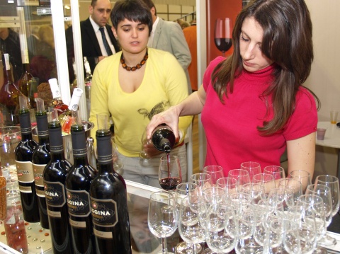 BULGARIA'S WINE EXPORT MARKETS SHIFT FROM WEST TO EAST IN 2011 Q1