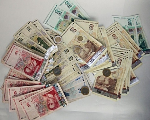 10 RICHEST BULGARIANS PAY BGN 4.5 M IN TAXES AT DEADLINE